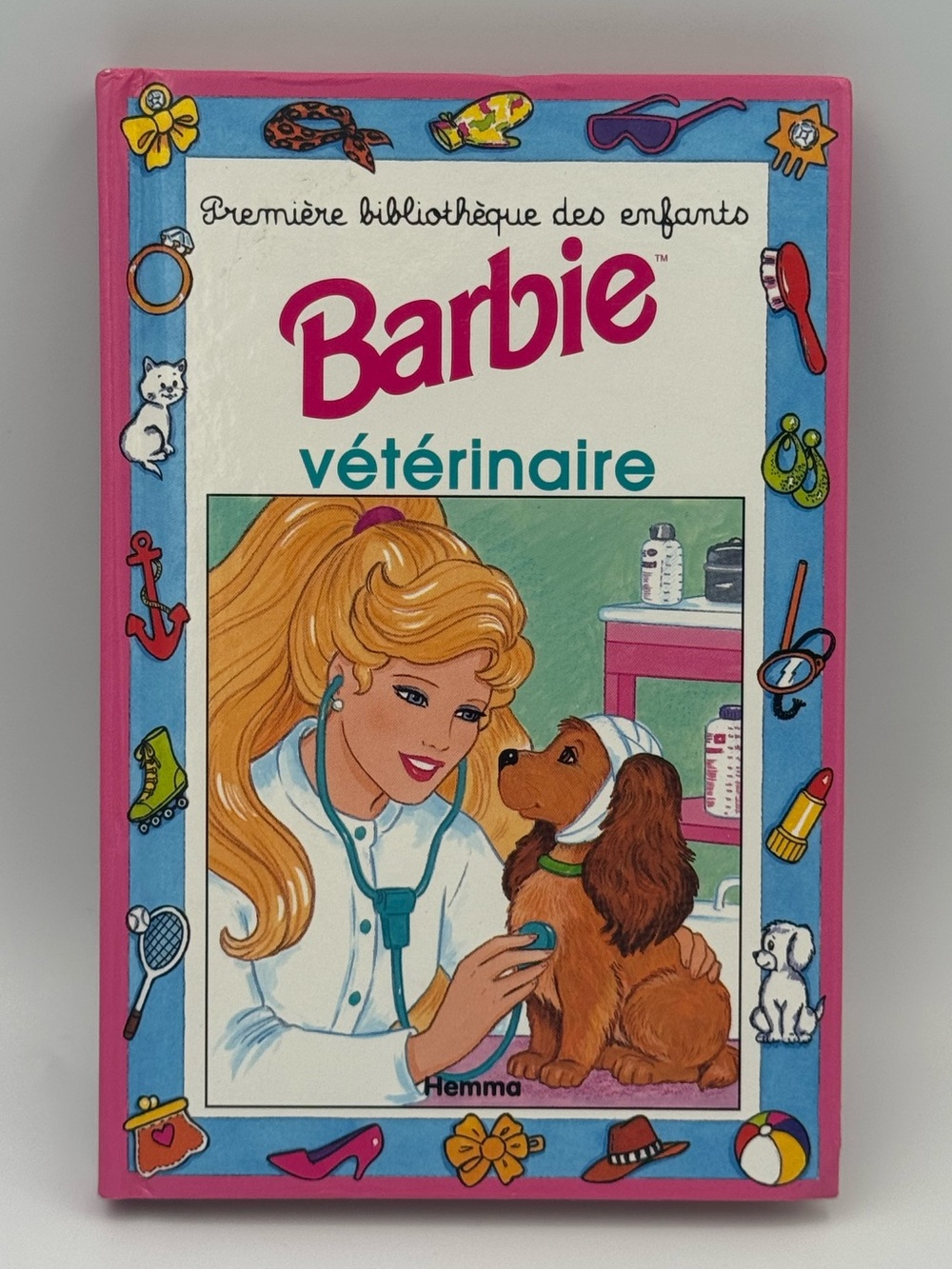 Vintage 1997 Barbie Vétérinaire French Hardcover Book Hemma Mattel EU